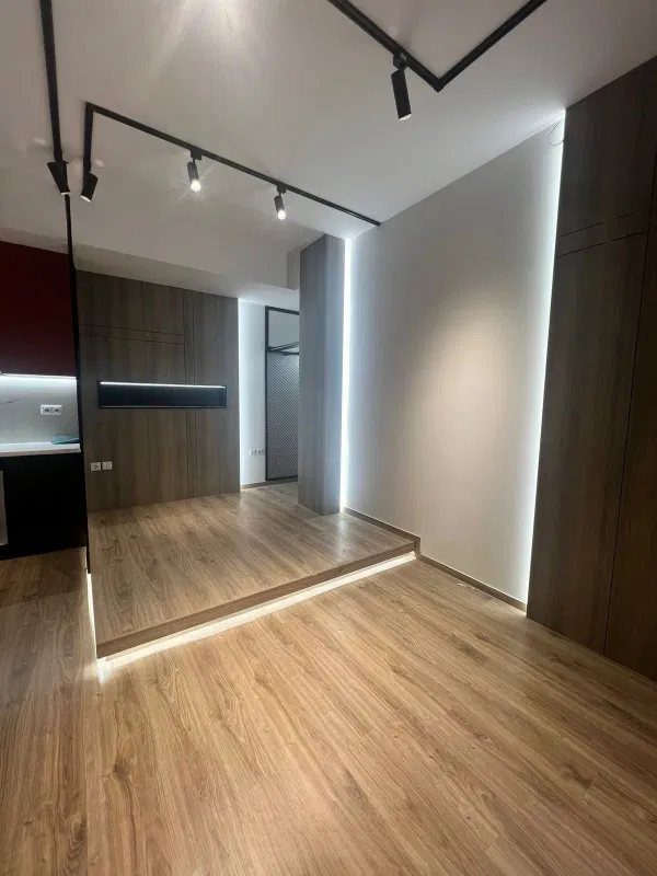 30 m² One-Bedroom Renovated Apartment for Sale in Exarchia - Neapoli, Athens Center — photo 5