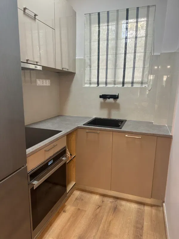 One-Bedroom Renovated Apartment for Sale in Alimos, Athens Southern suburbs — photo 5