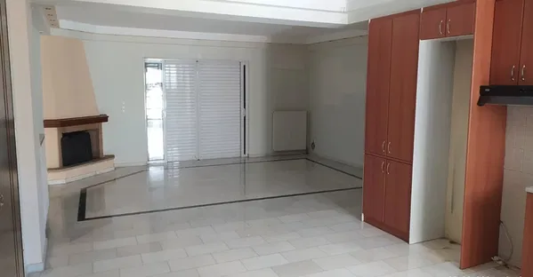 120 m² Three-Bedroom Apartment for Sale in Egaleo, Athens Western Suburbs — photo 3