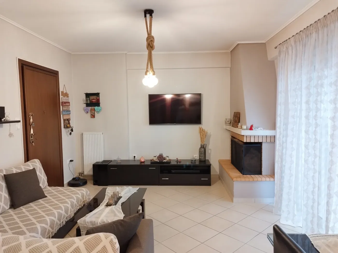 65 m² Two-Bedroom Apartment for Sale in Peristeri, Athens Western Suburbs