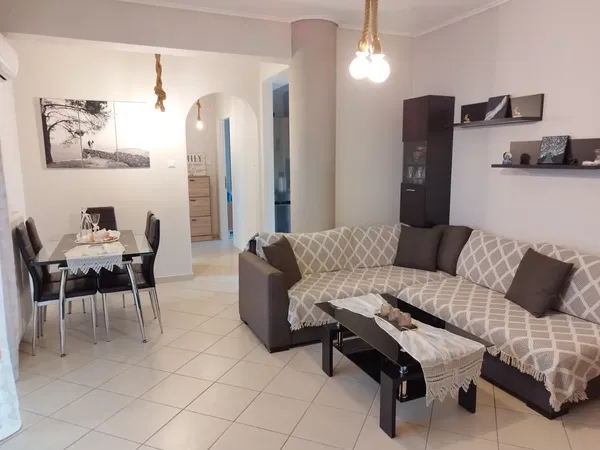 65 m² Two-Bedroom Apartment for Sale in Peristeri, Athens Western Suburbs — photo 5