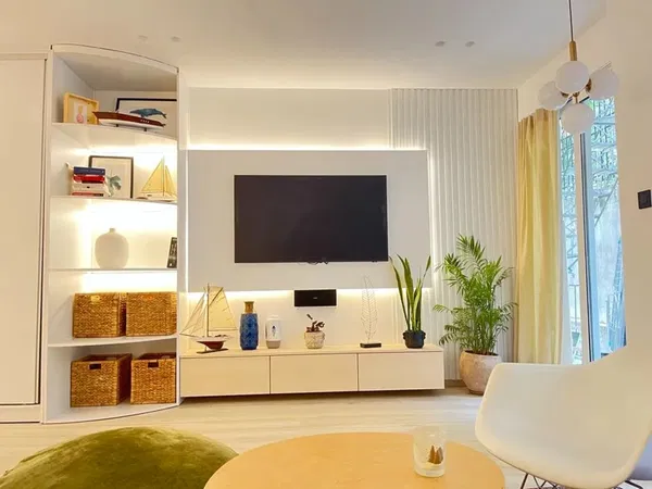 48 m² Renovated One-Bedroom Apartment for Sale in Exarchia - Neapoli, Athens Center — photo 2