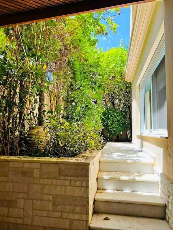 305 m² Three-Bedroom Villa for Sale in Voula, Athens Southern suburbs — photo 5