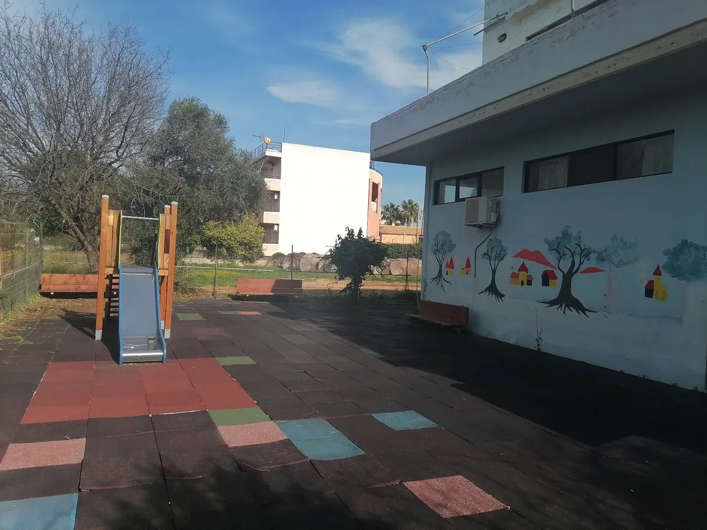 Commercial Space for Sale in Artemida, Athens Eastern Suburbs
