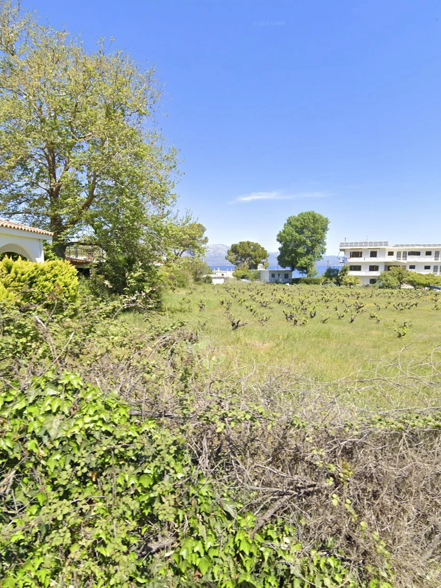 Seafront 400 m² Plot for Sale in Markopoulo, Attica