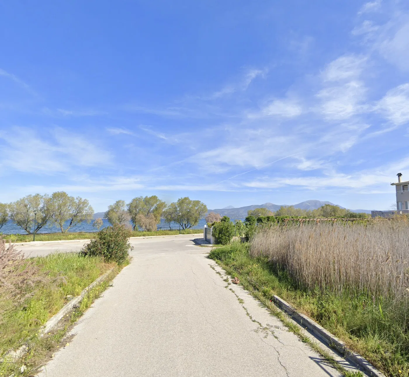 Sea-View 1,020 m² Plot of Land for Sale in Oropos, Chalkoutsi