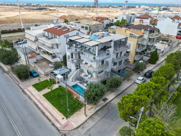 Renovated 270 m² Villa with Four Bedrooms for Rent in Glyfada, Athens Southern suburbs