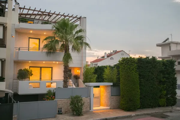 Renovated Five-Bedroom Villa for Rent in Glyfada, Athens Southern suburbs — photo 5
