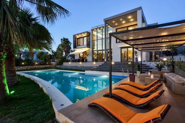 Four-Bedroom Villa for Rent in Tersanas, Akrotiri — photo 3