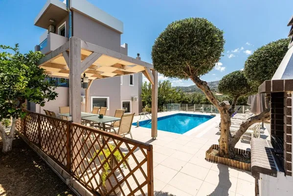 270 m² Villa with Six Bedrooms for Sale in Arkadi, Rethymnon — photo 5