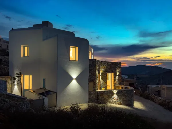 Modern 120 m² Villa with Two Bedrooms for Sale in Folegandros, Cyclades — photo 4