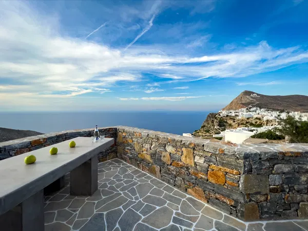 Modern 120 m² Villa with Two Bedrooms for Sale in Folegandros, Cyclades