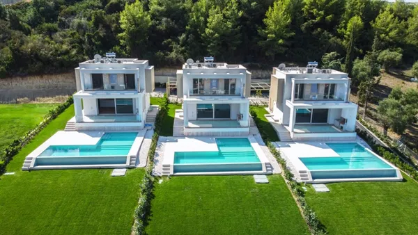 Sea View 175 m² Villa with Four Bedrooms for Sale in Kassandra, Halkidiki — photo 3