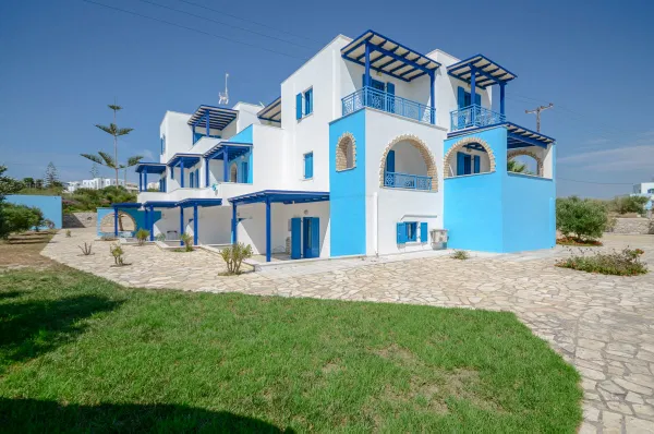 570 m² Hotel for Sale in Naxos, Cyclades — photo 5
