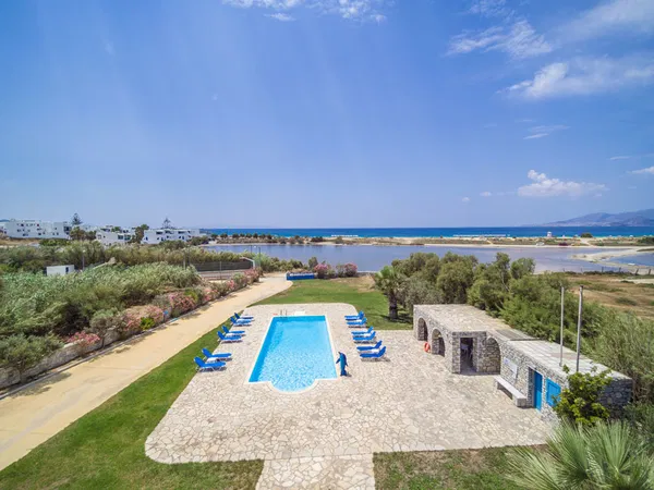 570 m² Hotel for Sale in Naxos, Cyclades — photo 4