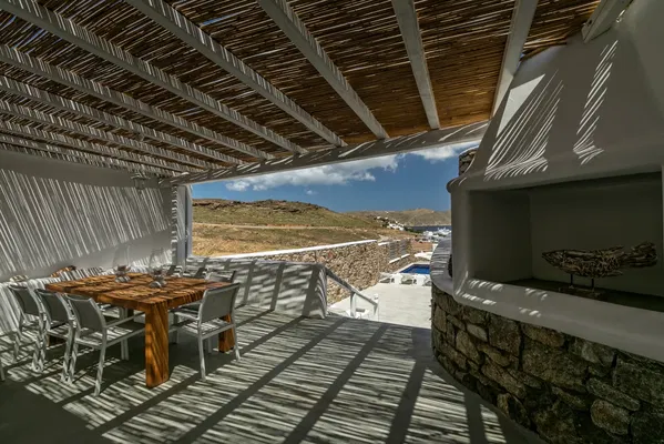 Modern Four-Bedroom Villa for Sale in Mykonos, Cyclades — photo 2