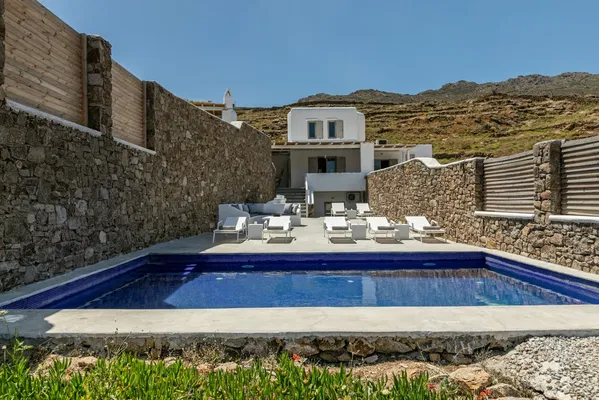 Modern Four-Bedroom Villa for Sale in Mykonos, Cyclades — photo 3