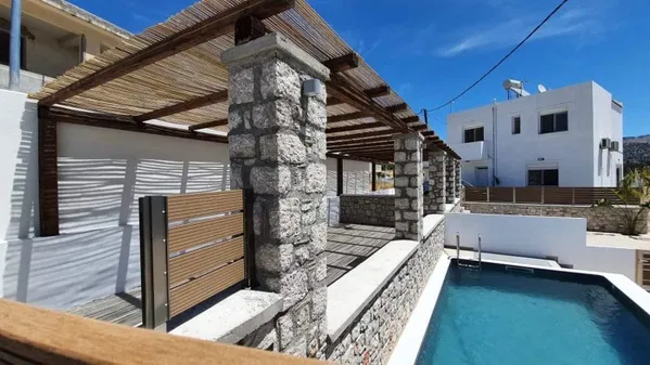 Contemporary 200 m² Villa with Six Bedrooms for Sale in Rhodes, Dodecanese Islands — photo 4