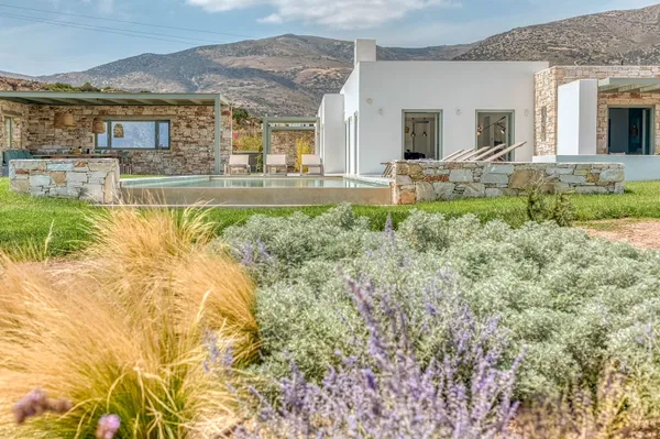260 m² Four-Bedroom Sea View Villa for Sale in Paros, Cyclades — photo 5