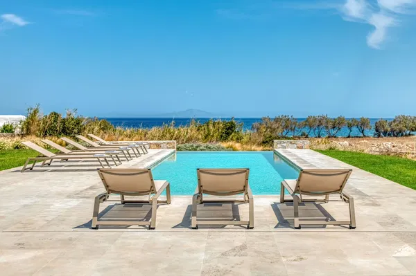 260 m² Four-Bedroom Sea View Villa for Sale in Paros, Cyclades