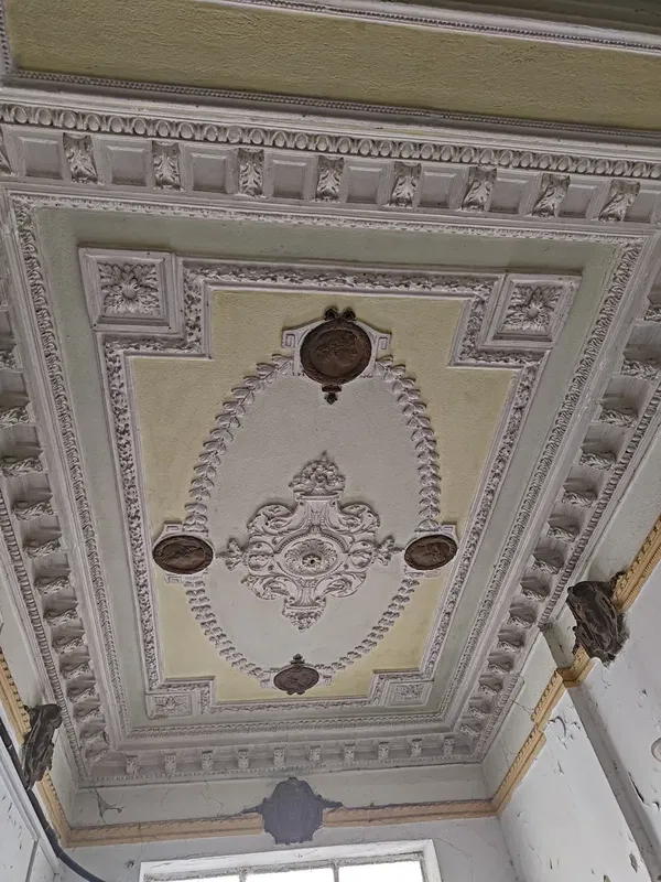 Villa for Sale in Center Thessaloniki, Thessaloniki Center — photo 2