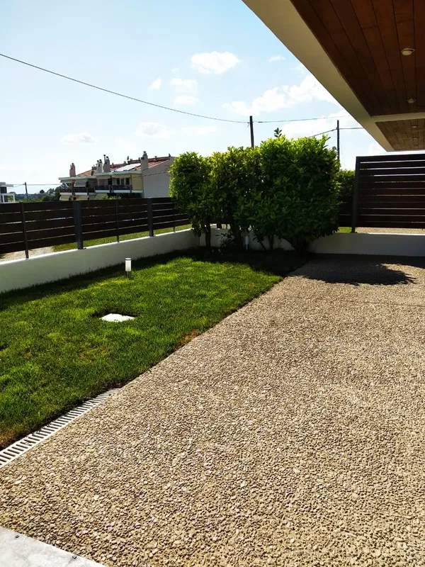 Renovated 267 m² Villa with Three Bedrooms for Rent in Thermi Thessaloniki, Thessaloniki Eastern Suburbs — photo 5