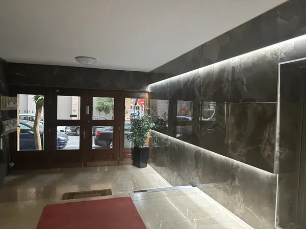 Renovated 140 m² Apartment with Three Bedrooms for Sale in Analipsi - Mpotsari - Nea Paralia, Thessaloniki Center — photo 5