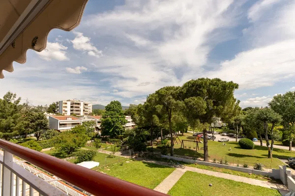 Renovated Four-Bedroom Villa for Sale in Thermi Thessaloniki, Thessaloniki Eastern Suburbs — photo 3