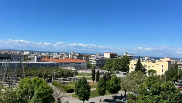 Renovated Three-Bedroom Apartment for Sale in Kato Toumpa, Thessaloniki Center — photo 2