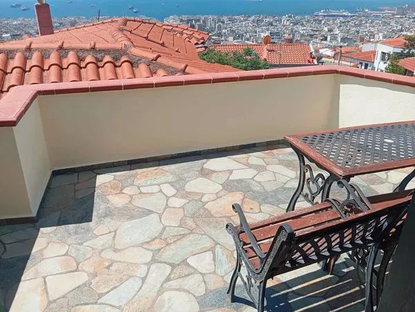 Renovated One-Bedroom Apartment for Sale in Ano Poli-Kastra, Thessaloniki Center — photo 3