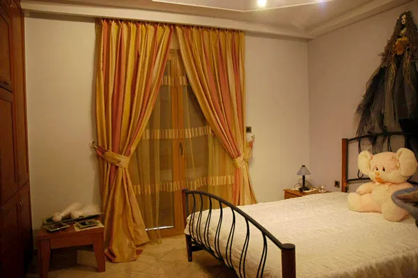 Four-Bedroom Renovated Apartment for Sale in Anavyssos, Attica — photo 5