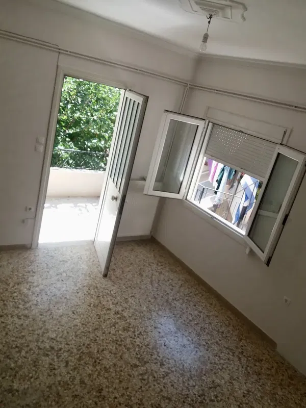 210 m² Building for Sale in Ilion, Athens Western Suburbs — photo 2