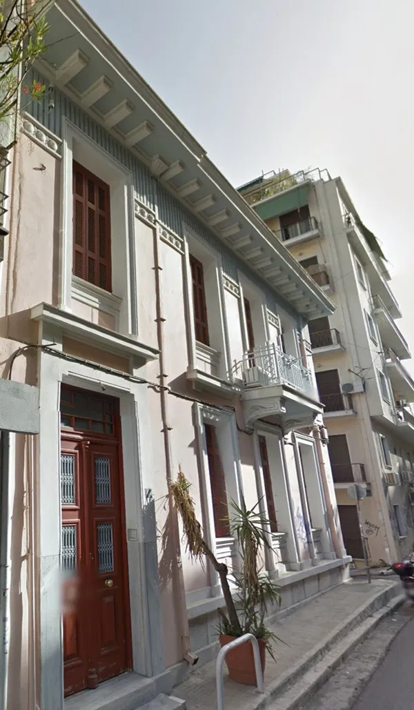 291 m² Building for Sale in Exarchia - Neapoli, Athens Center — photo 2