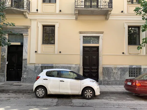 Renovated Building for Sale in Omonoia, Athens Center — photo 2
