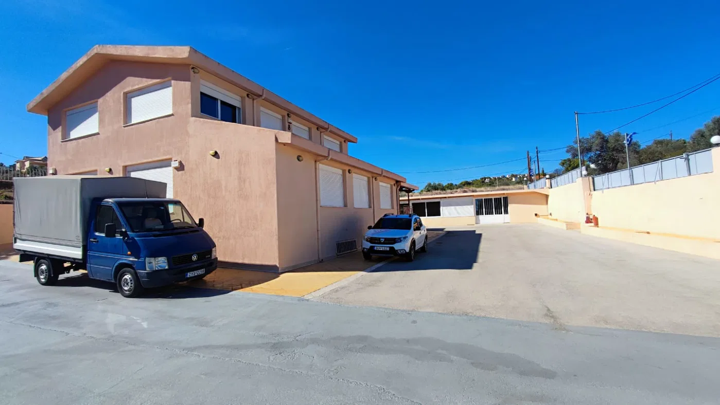 Building for Sale in Rafina, Rafina - Pikermi