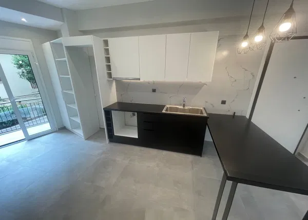 Two-Bedroom Renovated Apartment for Sale in Psychiko - Filothei, Athens Northern suburbs — photo 3