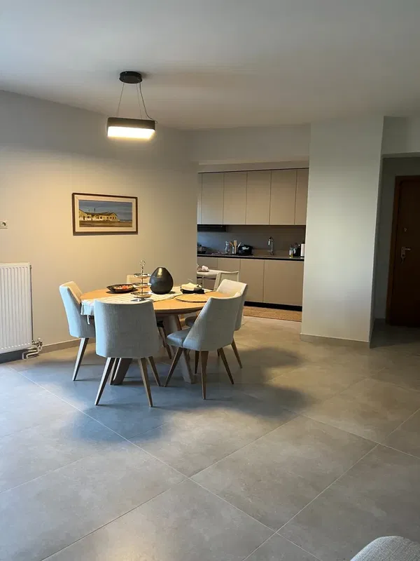 85 m² Renovated Two-Bedroom Apartment for Sale in Palaio Faliro, Athens Southern suburbs — photo 2