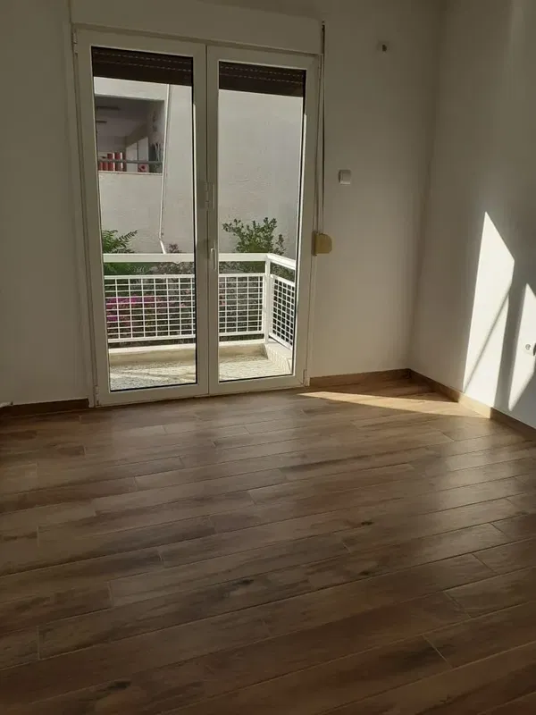 Renovated One-Bedroom Apartment for Sale in Pasalimani, Piraeus — photo 2