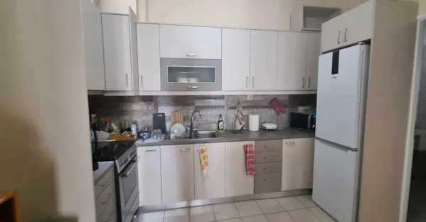 77 m² Renovated Two-Bedroom Apartment for Sale in Piraeus, Piraeus Suburbs — photo 2