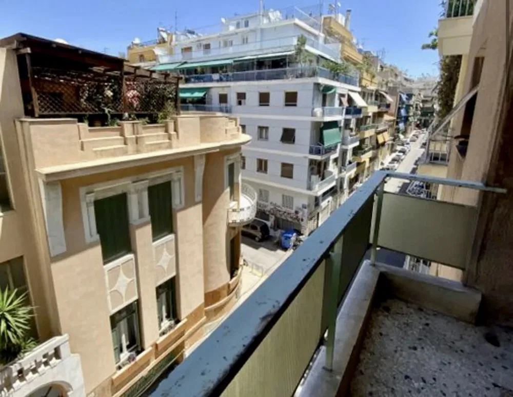 118 m² Apartment with Three Bedrooms for Sale in Kypseli, Athens Center