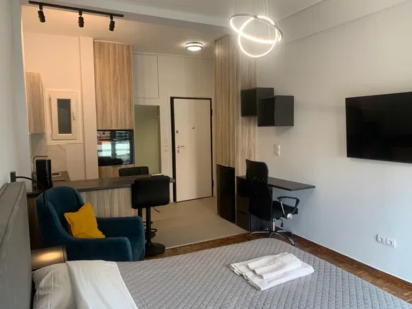 Renovated 29 m² Apartment with One Bedrooms for Sale in Exarchia - Neapoli, Athens Center — photo 2
