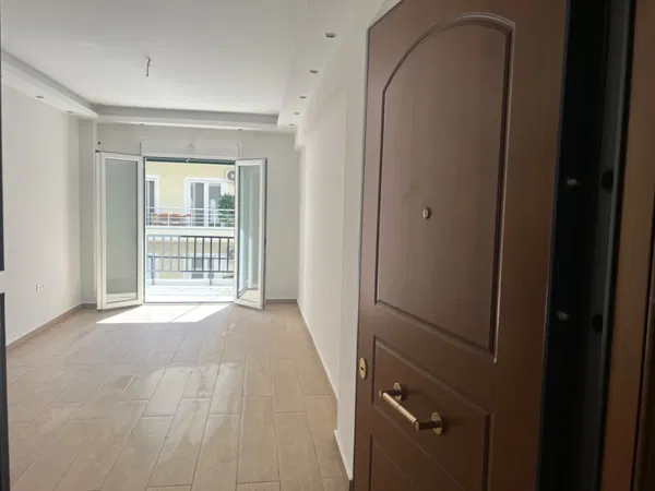 One-Bedroom Apartment for Sale in Tampouria, Piraeus — photo 2