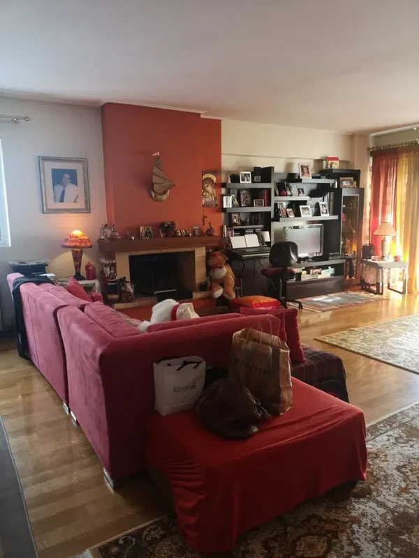 145 m² Apartment with Three Bedrooms for Sale in Agia Paraskevi Athens, Athens Northern suburbs — photo 4