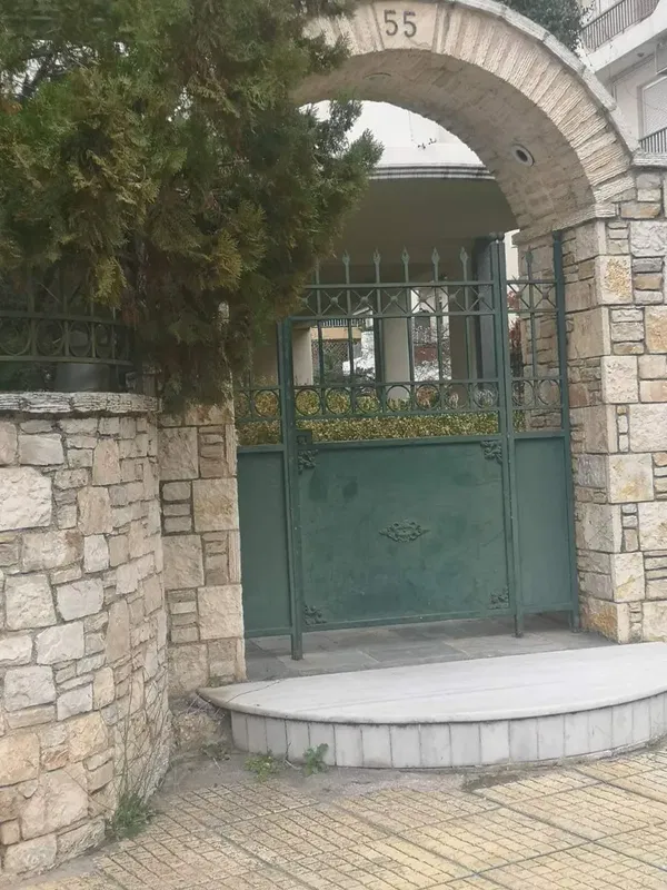 145 m² Apartment with Three Bedrooms for Sale in Agia Paraskevi Athens, Athens Northern suburbs — photo 2