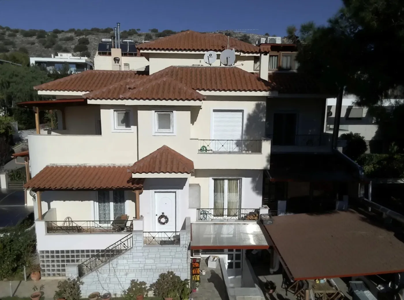Sea View 290 m² Villa with Five Bedrooms for Sale in Vari - Varkiza, Athens Southern suburbs