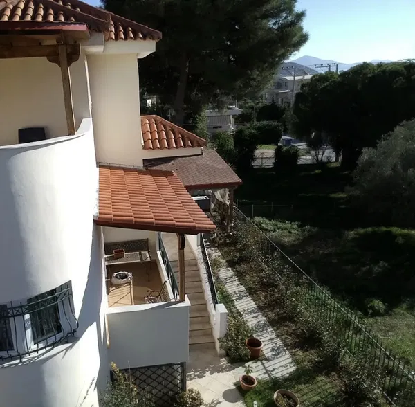 Sea View 290 m² Villa with Five Bedrooms for Sale in Vari - Varkiza, Athens Southern suburbs — photo 3