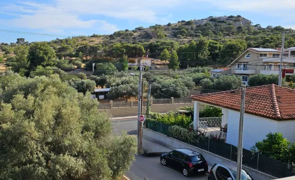 Sea View 290 m² Villa with Five Bedrooms for Sale in Vari - Varkiza, Athens Southern suburbs — photo 5