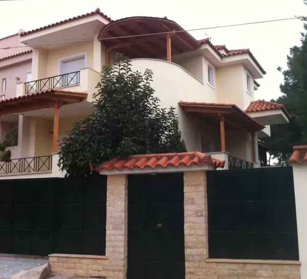 Sea View 290 m² Villa with Five Bedrooms for Sale in Vari - Varkiza, Athens Southern suburbs — photo 4
