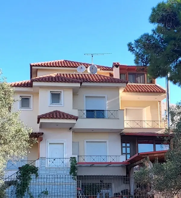 Sea View 290 m² Villa with Five Bedrooms for Sale in Vari - Varkiza, Athens Southern suburbs — photo 2