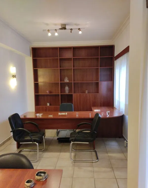 Renovated 63 m² Apartment with One Bedrooms for Sale in Exarchia - Neapoli, Athens Center — photo 2